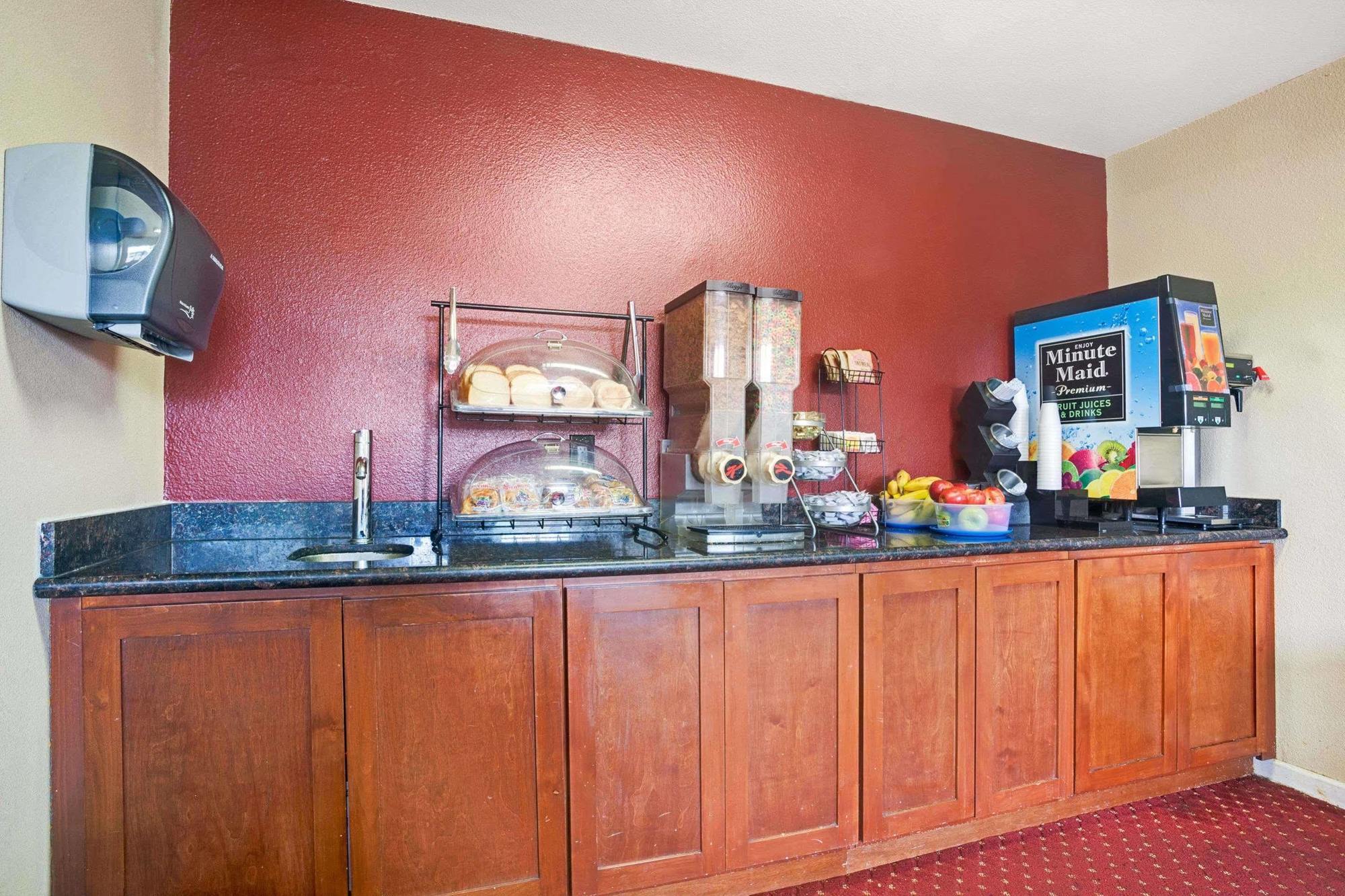 Travelodge By Wyndham Sea-Tac Airport North Tukwila Esterno foto