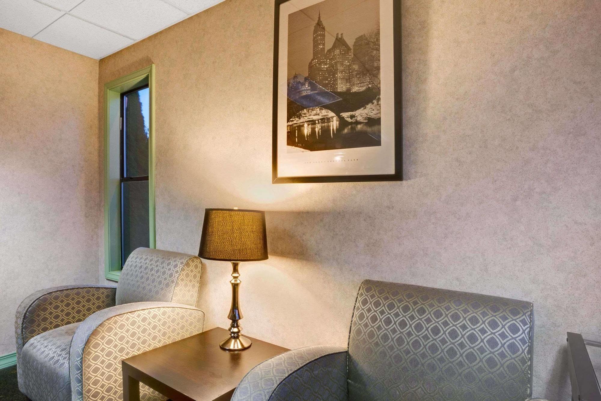 Travelodge By Wyndham Sea-Tac Airport North Tukwila Esterno foto